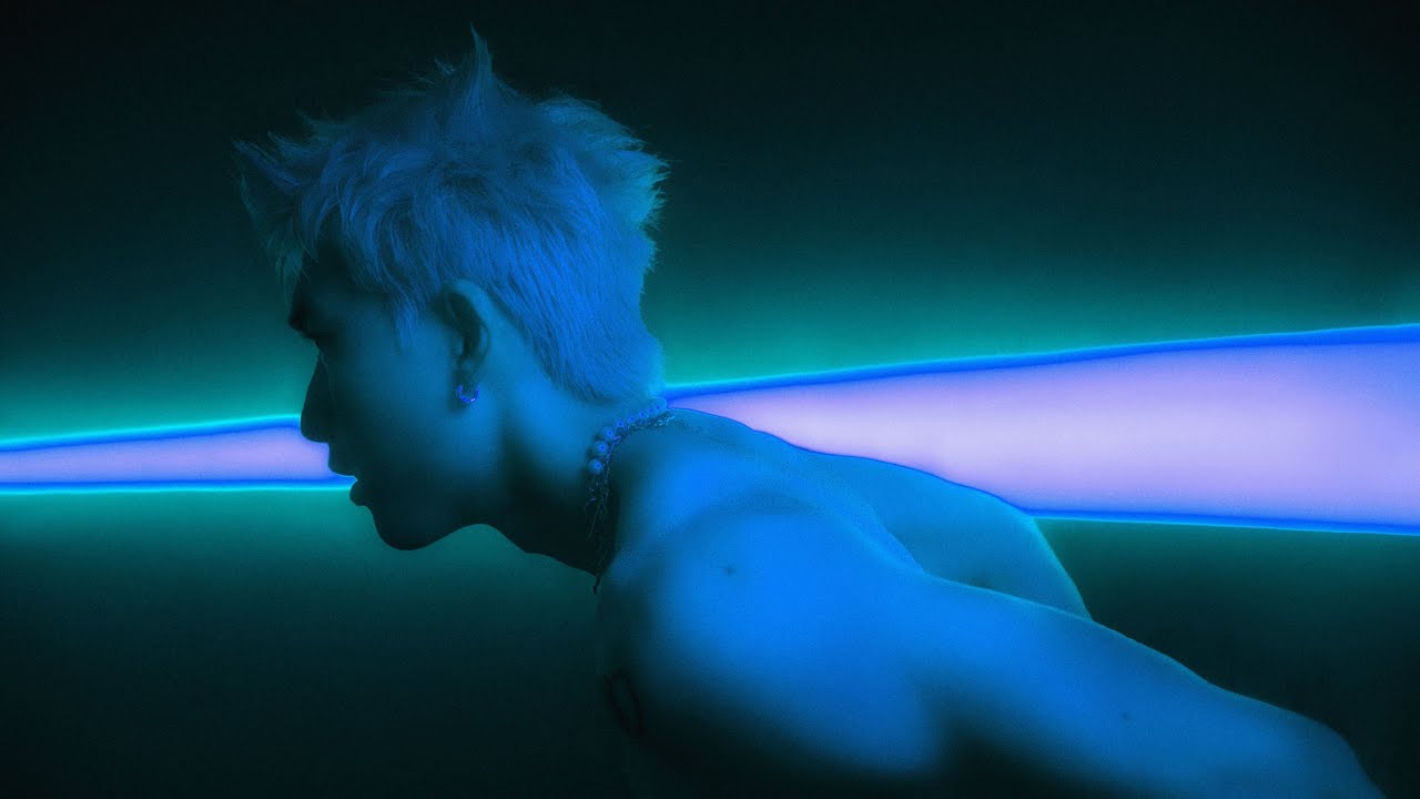 exit-sign-hieuthuhai